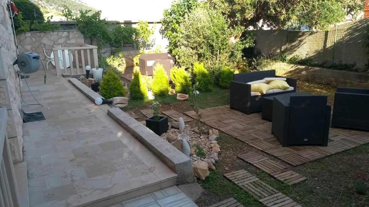 Villa Berlin Bol Exteriör bild
