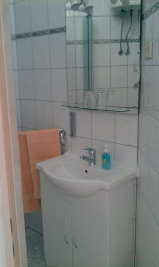 Villa Berlin Bol Exteriör bild
